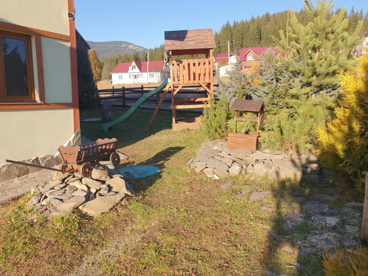Chalet 888 Cottages Palyanytsya Exterior photo