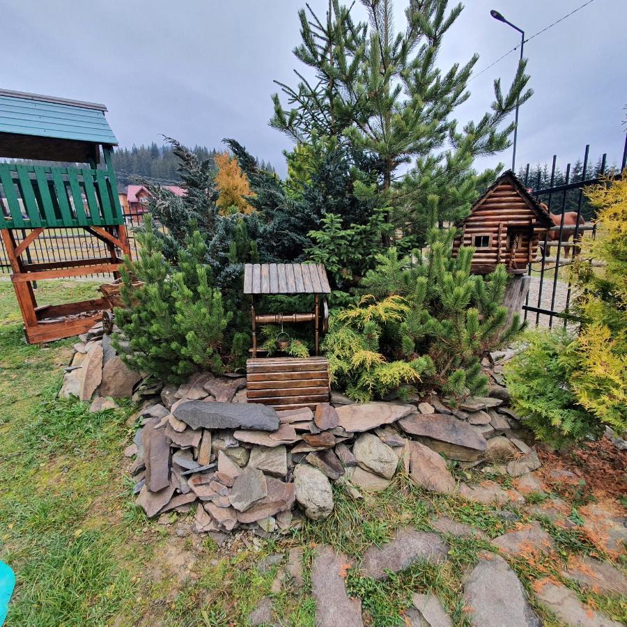 Chalet 888 Cottages Palyanytsya Exterior photo